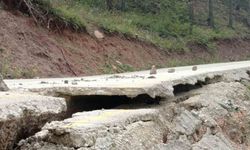 İspir Devedağı gurup yolu sürücülerin kabusu oldu