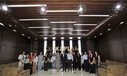 Makine halı üretiminin lideri Gaziantep halının modasında da zirveyi zorluyor