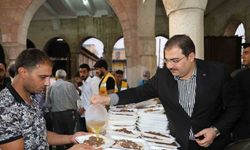 Sabah namazında 10 bin kişiye tirit ikramı