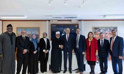 TBMM Başkanı Kurtulmuş, İrlanda’da İslam Kültür Merkezi’ni ziyaret etti