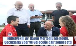 Milletvekili Mertoğlu'Sokakta Satranç Var" etkinliğinde çocuklarla buluştu.
