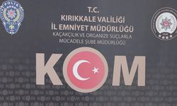 Polisin gözünden kaçmadı, torpidoya gizlenen 3 tabanca çıktı