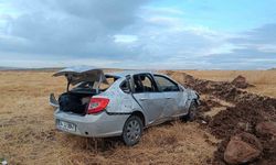 Şarampole devrilen otomobilde bulunan 3 kişi yaralandı
