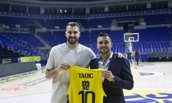 Fenerbahçe’nin Sırp sporcuları Tadic ile Guduric, bir araya geldi