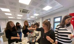 Meslek fabrikası eğitimlerinde sertifika heyecanı