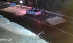 Yalova’da fırtına beton bloğu uçurdu