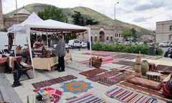 Kayseri Talas'ta yılın son antika pazarı