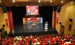 Diyarbakır’da "Gençlerle Biz Bize" söyleşisi