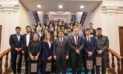 Bakan Tunç Erzurum’dan gelen genç hukukçularla görüştü