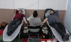 Kızılay’a kan bağışında bulundular