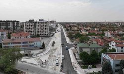 Başkan Altay: "Küçük Aymanas Caddesi’nde sıcak asfalt çalışmasına başladık"