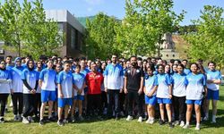Başkan Bingöl, Tuzla Belediyesi Spor Akademisi öğrencileri ile spor yaptı