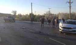 Konya’da kamyonet otomobille çarpıştı: 11 yaralı