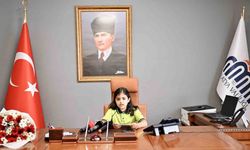 Malatya Valisi Ersin Yazıcı koltuğunu Erva Çetin’e bıraktı