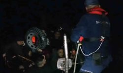 Yunanistan’ın geri ittiği can salındaki 18 düzensiz göçmen kurtarıldı