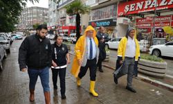 Başkan Ertaş yağmurla mücadelede sahada