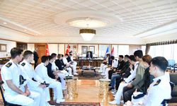 Başkan Genç, darp edilen üniversite öğrencilerini ağırladı