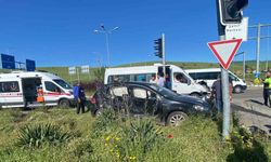 Bingöl’de otomobil ile minibüs çarpıştı: 9 yaralı