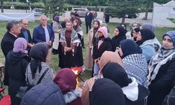 Birlik Vakfı Kütahya Şubesi üyeleri, ’Gazze Dayanışma Çadırı’nı ziyaret etti