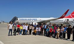 Cizre’de özel gereksinimli bireyler havalimanını gezdi