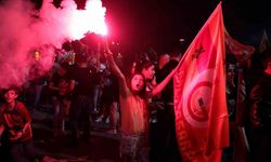 Erzincan’da Galatasaray taraftarları meydanı panayır alanına çevirdi