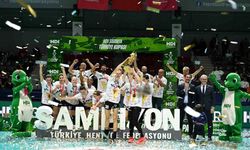 Hentbolda Kadınlar Türkiye Kupası’nı Konyaaltı Belediyespor kazandı