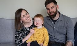 İngiltere’de işitme engelli bebek gen tedavisiyle duymaya başladı