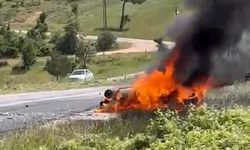 Manisa’da feci kaza: Araç sürücüsü yanarak can verdi, 7 kişi yaralandı
