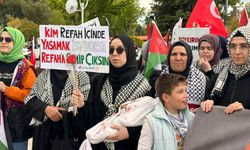 Uşak’ta Gazzeli anneler için eylem düzenlendi