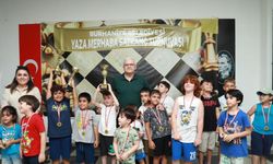 Burhaniye Yaza Merhaba Satranç Turnuvası tamamlandı