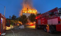Denizli’de 2 katlı binada çıkan yangında bir kişi hayatını kaybetti