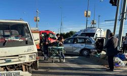 Diyarbakır’da otomobil ile pikap kavşakta çarpıştı: 4 yaralı