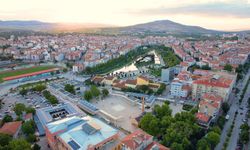 Kırşehir’in tarihi meydanı 500 metreden dron ile görüntülendi