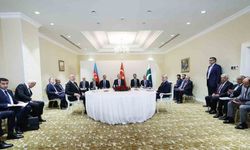 Cumhurbaşkanı Erdoğan, Azerbaycan Cumhurbaşkanı Aliyev ve Pakistan Başbakanı Şerif ile bir araya geldi