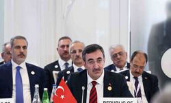 Cumhurbaşkanı Yardımcısı Yılmaz: “Orta Koridoru geliştirme konusunda ülkelerimizce yapılacak çalışmalar Türk Dünyasının küresel rolünü ortaya koyacaktır”