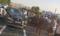Elazığ’da trafik kazası: 2’si ağır 8 yaralı