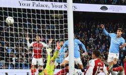 Manchester City, Arsenal karşısında son dakikada 1 puan aldı