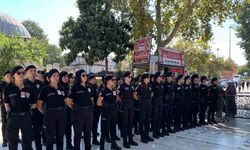 Meslektaşları şehit polis Şeyda Yılmaz için lokma dağıttı