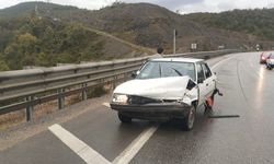 Samsun’da otomobil bariyere çarptı: 3 yaralı