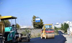 Başiskele trafiğini rahatlayacak yeni yol asfaltlanıyor