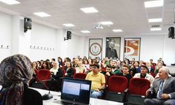 Bilecik’te ‘Hastanelerde Eczacılık Hizmetleri’ semineri düzenlendi