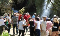 Erzincan’da en çok turistin ağırlandığı beldenin yolu asfaltlanıyor