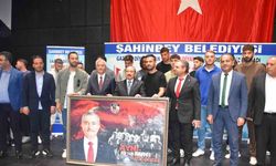 Gaziantep FK futbolcuları, Şahinbeyli öğrencilerle buluştu