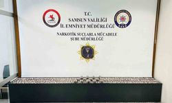 Samsun’da bir araçta 5 bin 530 adet sentetik ecza ele geçirildi