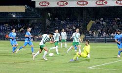 TFF 2. Lig: Karacabey Belediyespor: 1 - Serik Belediyespor: 2