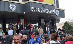 Buca Belediyesi çalışanları iş bıraktı