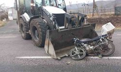 Elazığ’da iş makinesi ile motosiklet çarpıştı: 1 ölü