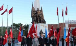 Manisa’da 24 Kasım Öğretmenler Günü kutlandı