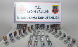 Satış yaparken jandarmaya yakalandı