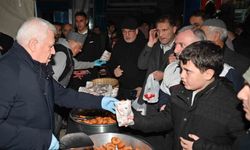 Başkan Bozbey’den Regaib Kandilinde tatlı ve lokma ikramı